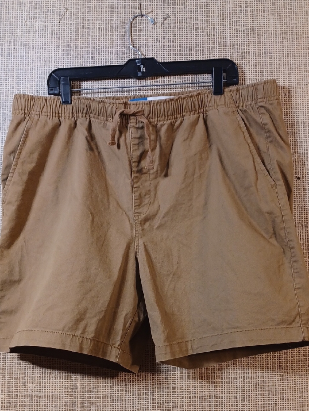 Old Navy Tan Jogger Shorts - XL